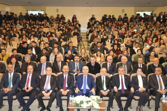 Kurtulmuş'tan Almanya'daki ırkçı saldırıya sert tepki