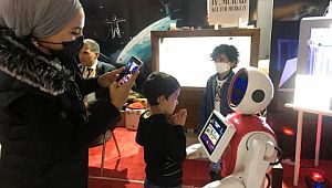 Karaköprü'lü mini ada robot festivalin gözdesi oldu