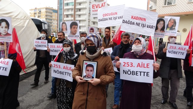 Diyarbakır’da evlat nöbetinde olan ailelerin sayısı 253’e yükseldi ( Video Haber )
