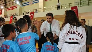 Vali Ayhan, gençleri yaz spor okullarına davet etti (Video Haber) 