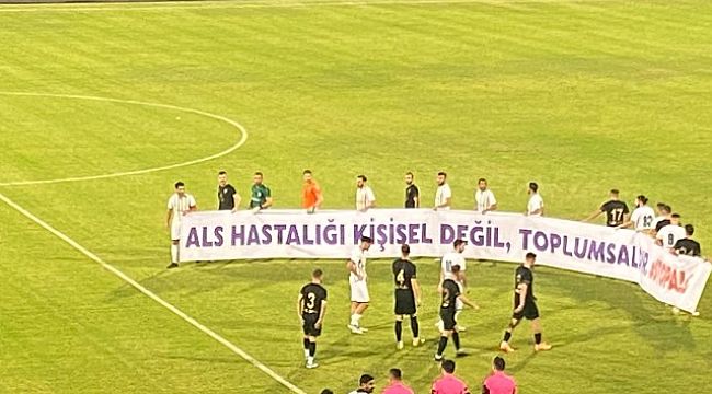 Şanlıurfaspor-Amed maçında tartışma büyüdü (video)