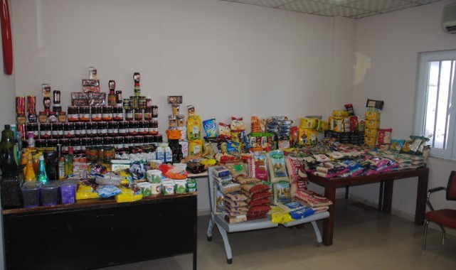 Büyükşehir zabıta ekipleri kurtlanmış binlerce paket pirince el koydu (video)