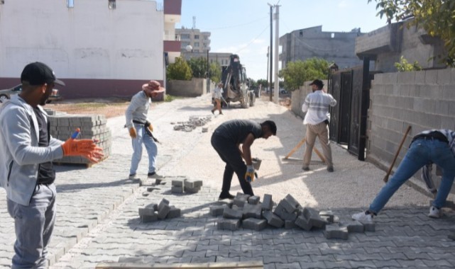 Hilvan Belediyesi’nden Eş Zamanlı Yol ve Mezarlık Düzenlemesi!