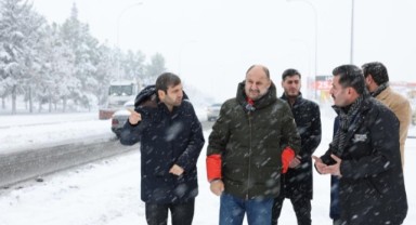 Şanlıurfa Büyükşehir Belediyesi’nden Yoğun Kar Mesaisi!