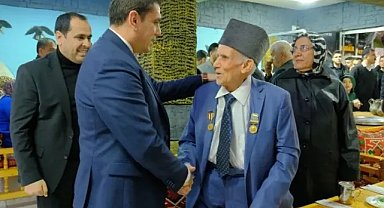 Gaziler ve Şehit Aileleri Şanlıurfa’da Aynı Sofrada!