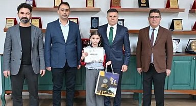 Şanlıurfa Öğrencisi Eserleriyle Jüriyi Etkiledi