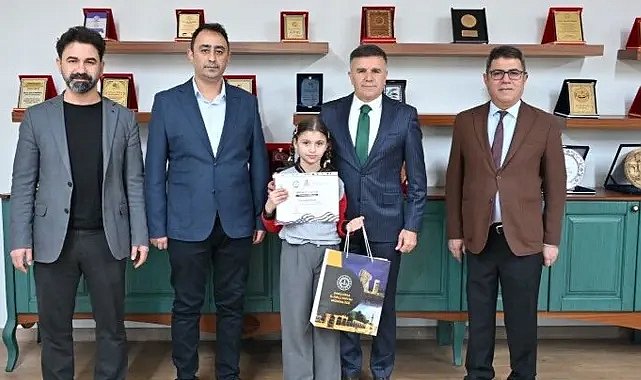 Şanlıurfa Öğrencisi Eserleriyle Jüriyi Etkiledi