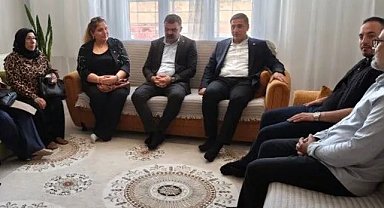 Şanlıurfa CHP’den Şehit Ailesine Anneler Günü Ziyareti
