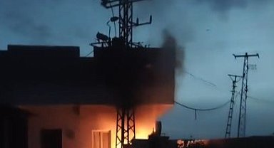 Şanlıurfa’da Elektrik Trafosu Alevlere Teslim Oldu