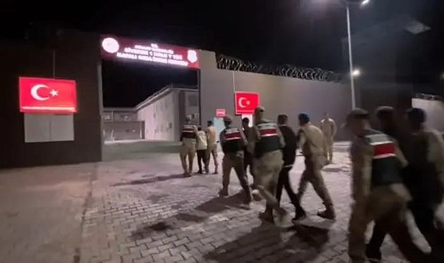 Şanlıurfa'da JASAT Destekli Operasyonda 40 Gözaltı