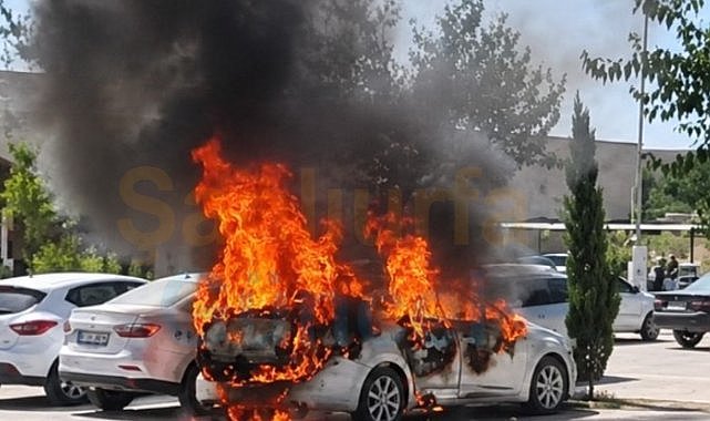 Ceylanpınar'da Korkutan Olay! Hastane Bahçesinde Araç Patladı
