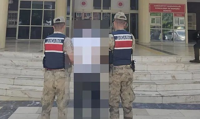 Şanlıurfa'da Jandarma Durdurdu! Uyuşturucu Ve Silahla Yakalandılar