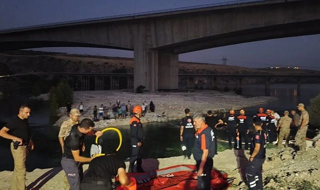 Şanlıurfa'da Sel Tehlikesi: Köprü Altında Mahsur Kalanlar Kurtarıldı