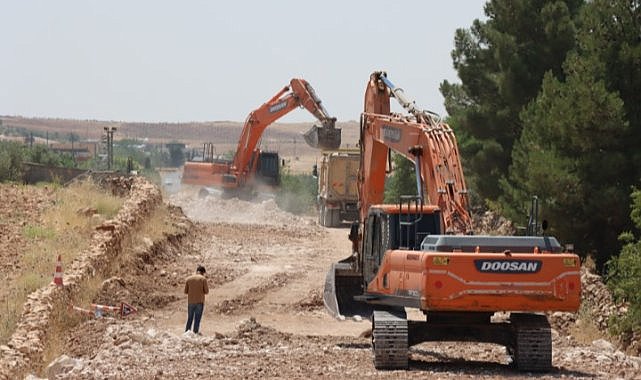 Büyükşehir'den Kırsal Yollarda Sıcak Asfalt Hamlesi
