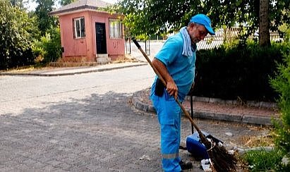 Eyyübiye’de Cadde Ve Sokaklar Temizleniyor