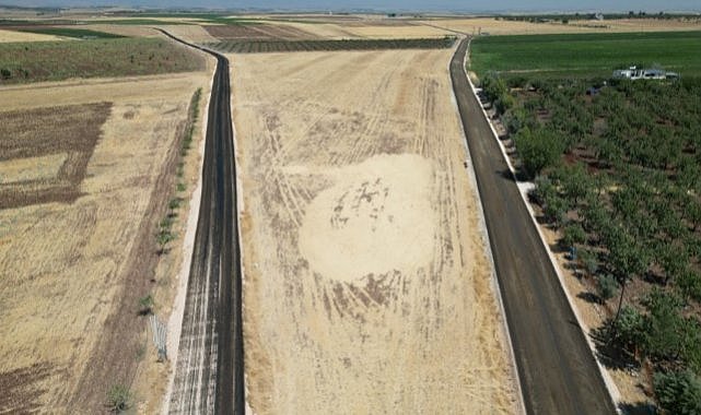 Şanlıurfa Büyükşehir Belediyesi’nden Hilvan’da Yol Seferberliği