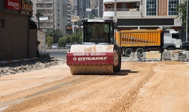 Şanlıurfa’da Karaköprü’nün İki Caddesinde Yenileme Çalışması