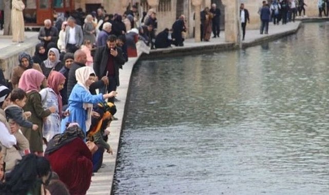 Şanlıurfa'da Kavurucu Sıcak Alarmı! Termometreler 49 Dereceyi Gördü