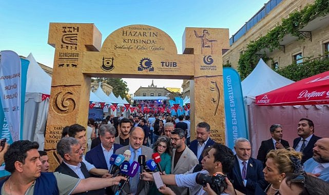 Bakü’de Şanlıurfa Rüzgârı: Binlerce Kişi Sıra Gecesinde Buluştu