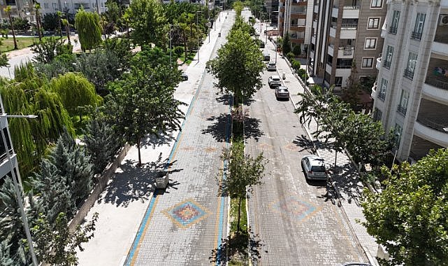 Şanlıurfa’da Atakent Mahallesi’nde Büyük Yenileme! 2 Bin 541 Metre Bordür Döşendi