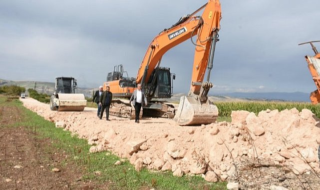 Şanlıurfa Hilvan’da Kırsal Yollar İçin Yeni Ulaşım Çalışması