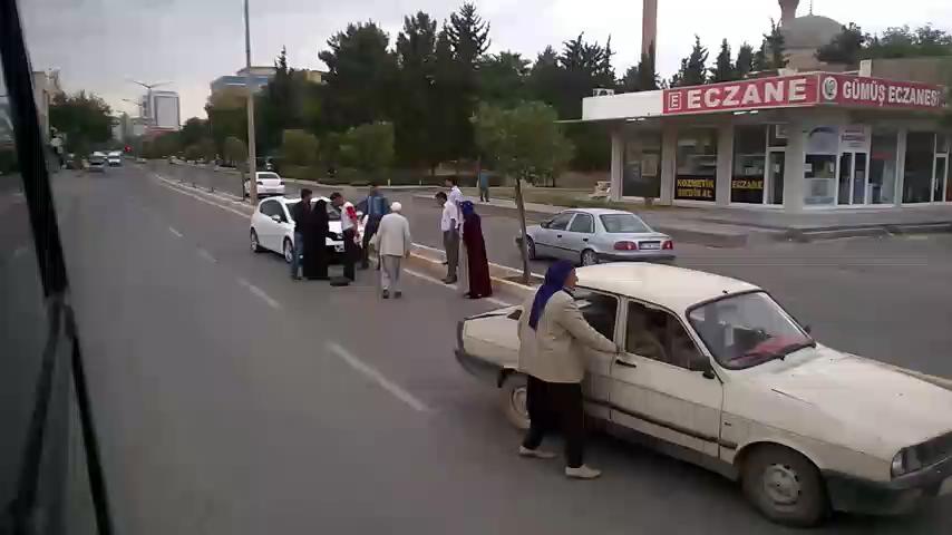 Hastaneden Çıktı Araba Ezdi