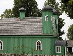 Polonyadai camiye saldırı