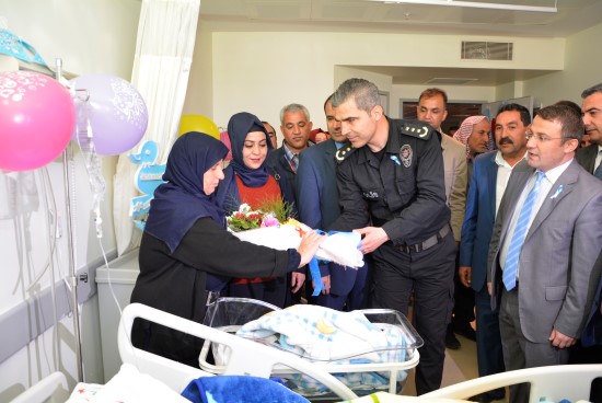 Şehit bekçinin oğlu hiç göremeyeceği babasının adını yaşatacak